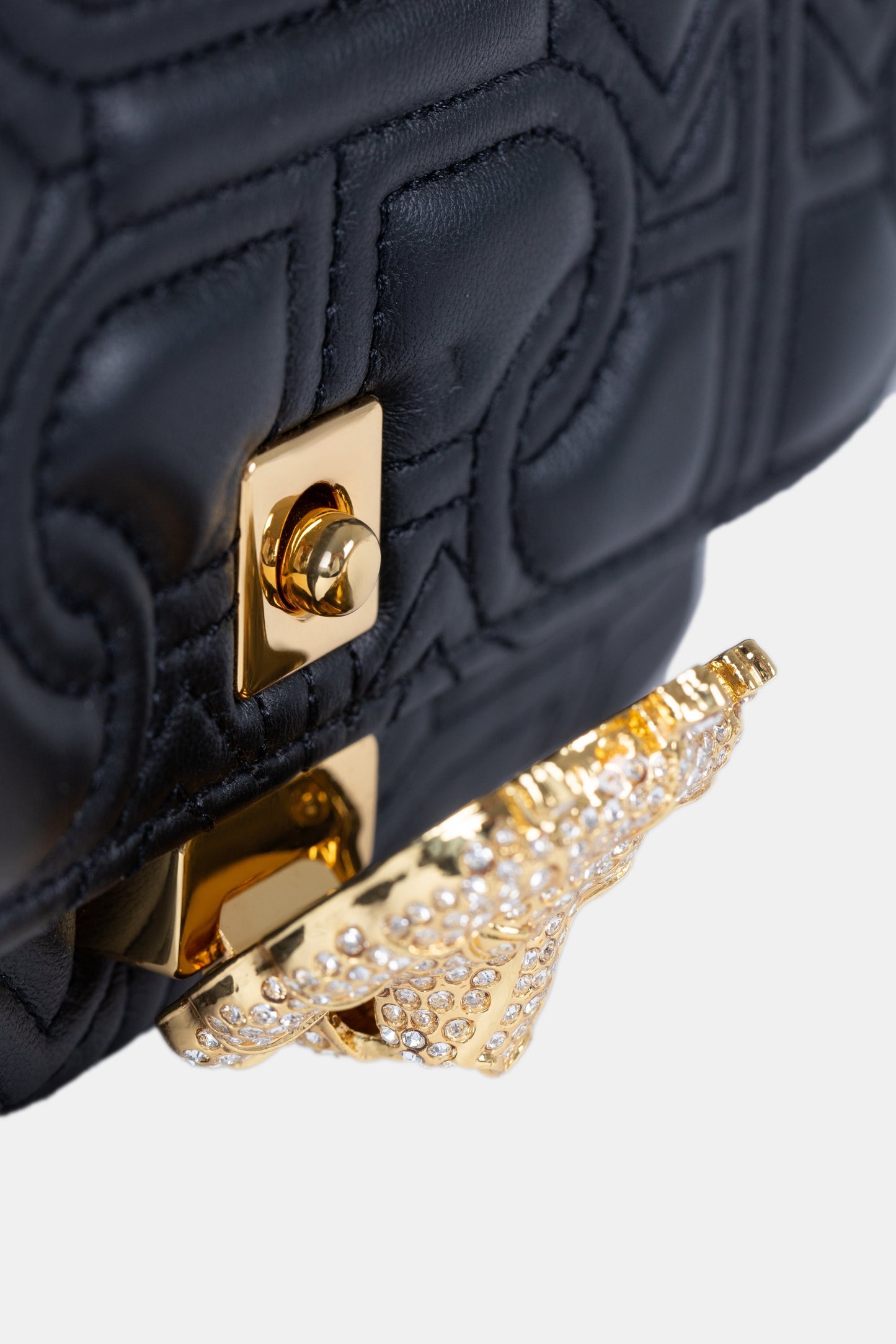 Crown Lion Gold_noir