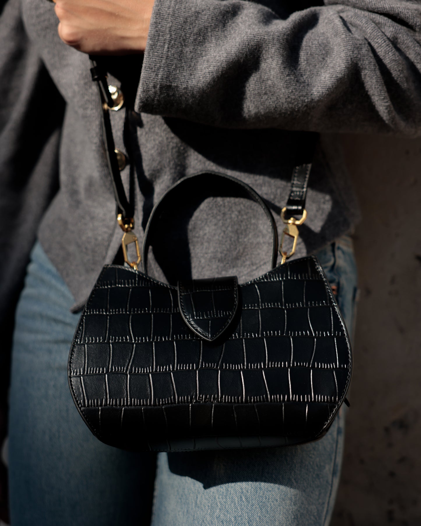 jeparleenreve_mini_noir_embossé_croco