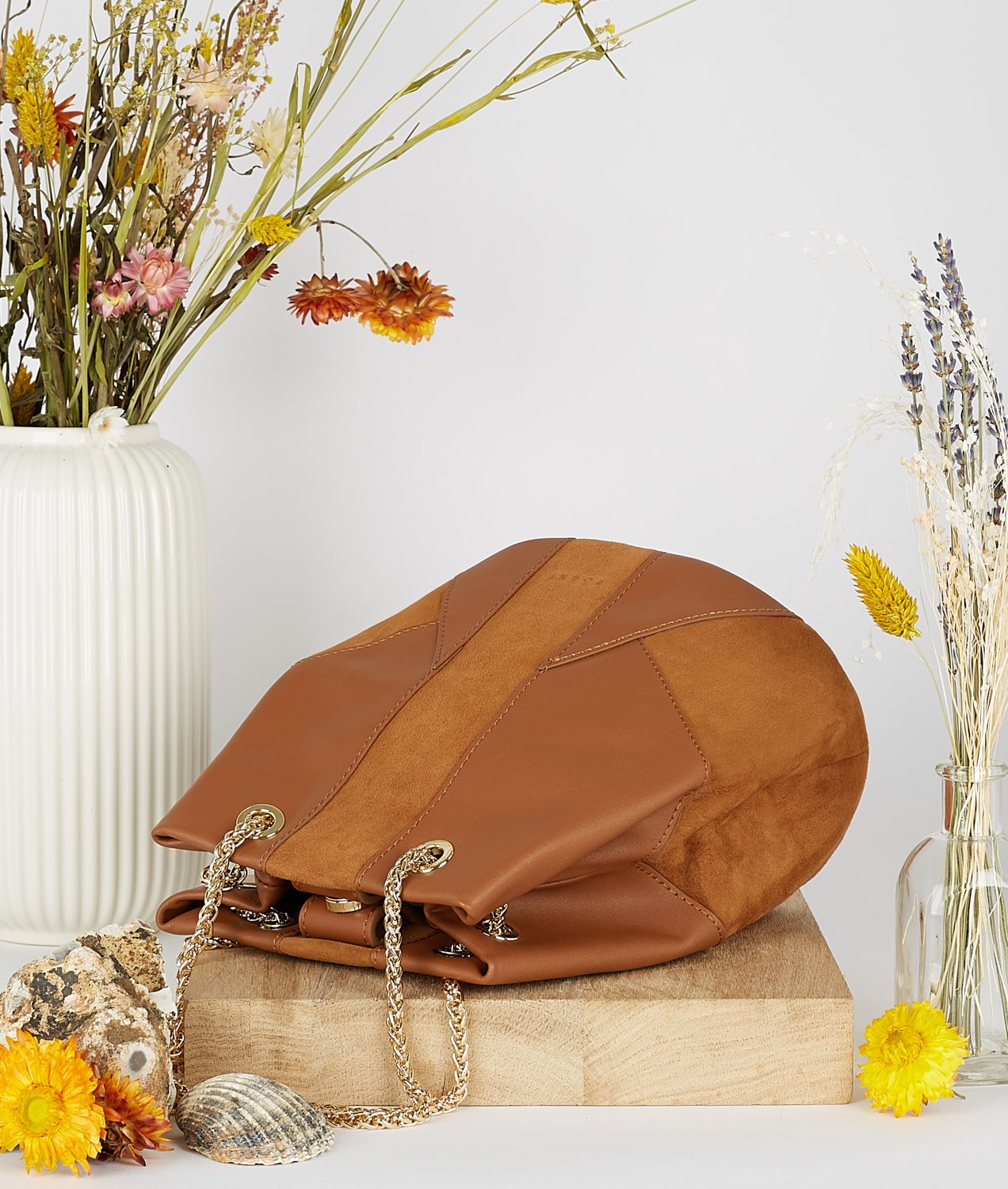 lesyeuxd_elsa_grand_camel