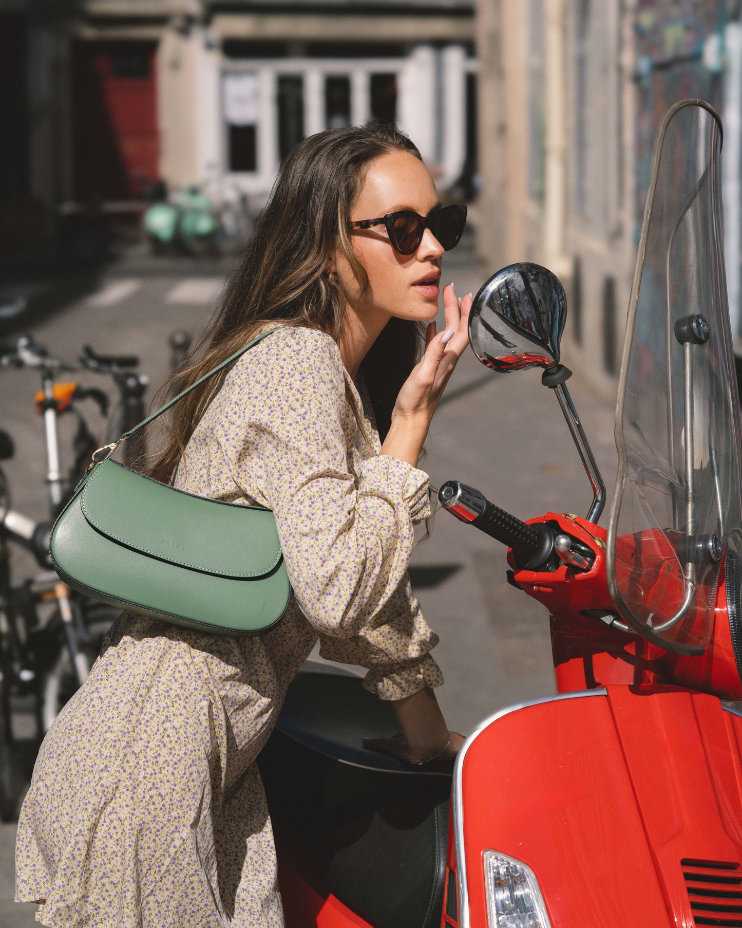 The Secret Moment - Handbag