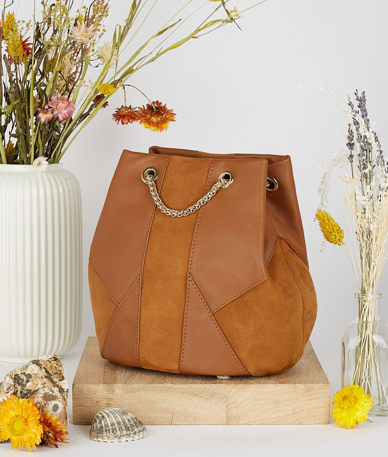 lesyeuxd_elsa_grand_camel