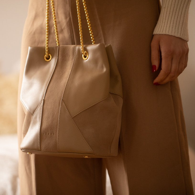 lesyeuxd_elsa_grand_taupe