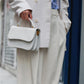 lycalabelle_embosselezard_blanc