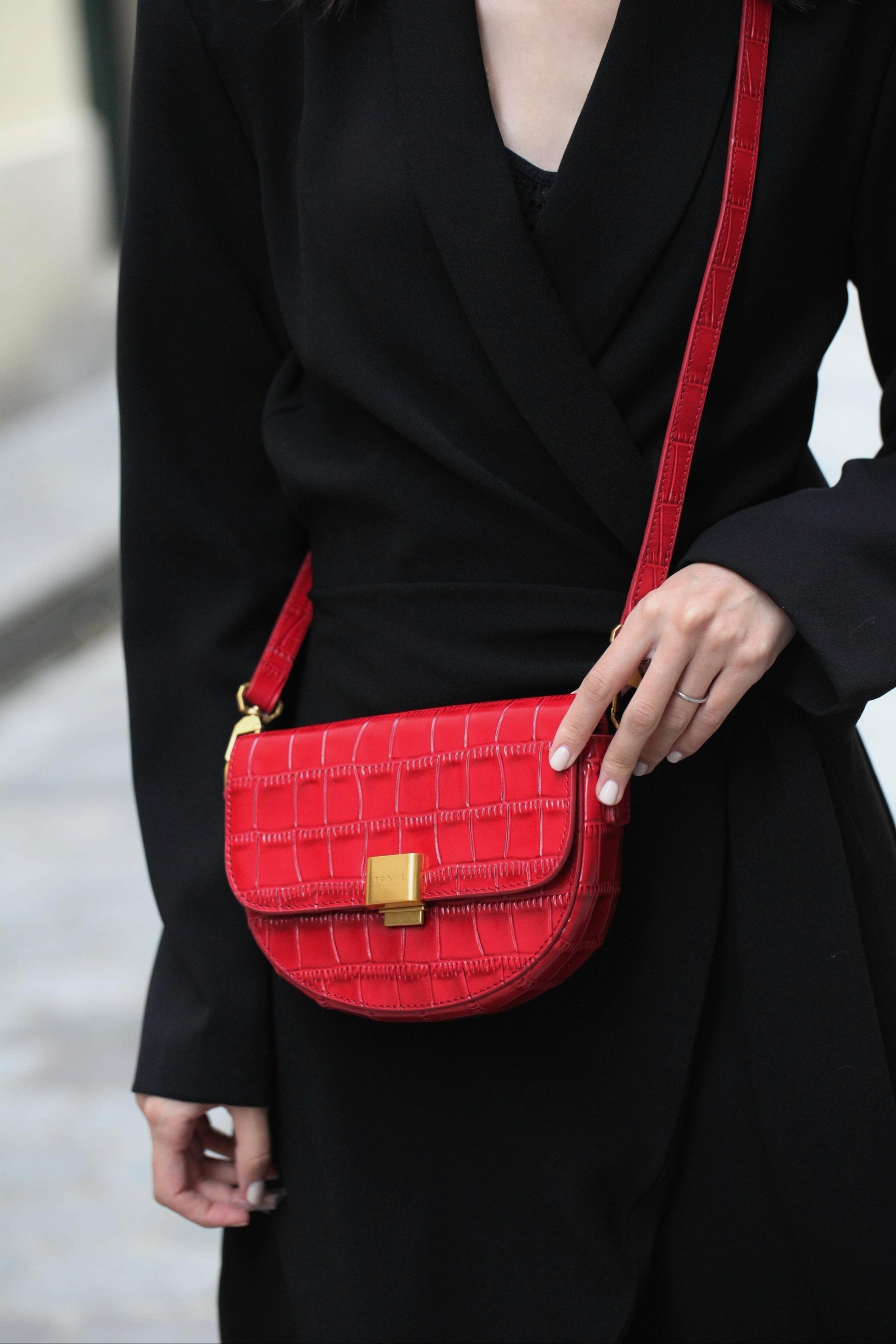 commeunnuage_croco_rouge