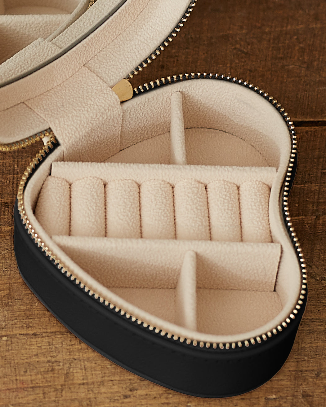 BoiteabijouxCoeur_lisse_noir